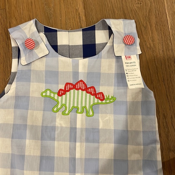 Reversible Embroidered Jon Jon - Tractors and Dinos Gingham 12 months - Picture 4 of 4